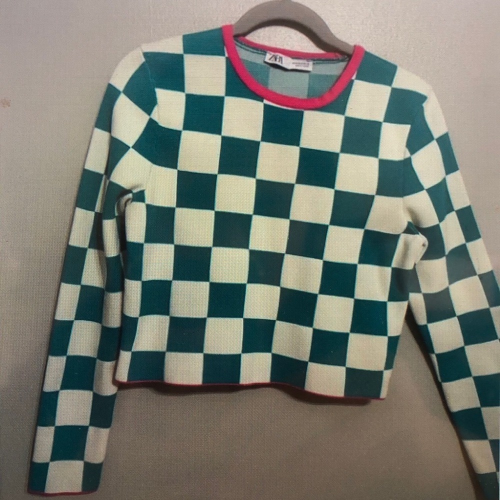 Zara Green Boxy Cropped Sweatshirt